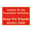 Zufahrt für die Feuerwehr freihalten/.../ - Keep fire brigade access clear