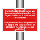 Brandschutztür Das Betreten von /.../ - Fire protection door The presence /.../
