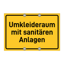 Umkleideraum mit sanitären Anlagen & Umkleideraum mit sanitären Anlagen