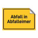 Abfall in Abfalleimer
