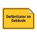 Defibrillator im Gebäude & Defibrillator im Gebäude & Defibrillator im Gebäude
