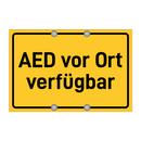 AED vor Ort verfügbar