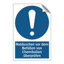 Notduschen vor dem Befüllen von Chemikalien überprüfen