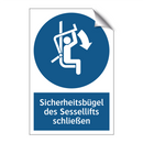 Sicherheitsbügel des Sessellifts schließen