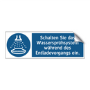 Schalten Sie das Wassersprühsystem während des Entladevorgangs ein.