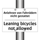 Anlehnen von Fahrrädern nicht /.../ - Leaning bicycles not allowed