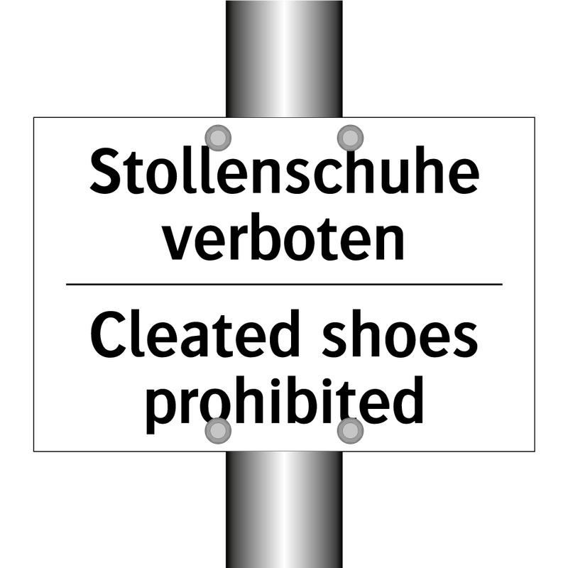 Stollenschuhe verboten - Cleated shoes prohibited