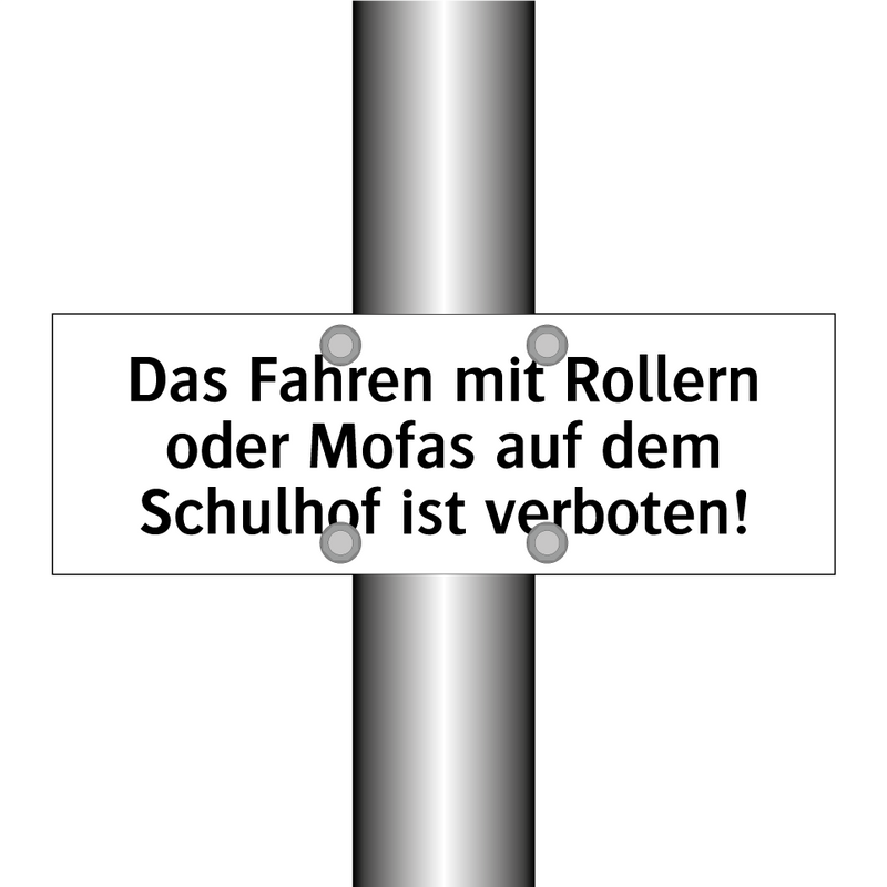 Das Fahren mit Rollern oder Mofas auf dem Schulhof ist verboten!