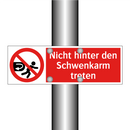 Nicht hinter den Schwenkarm treten