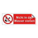Nicht in das Wasser stoßen