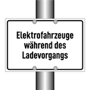 Elektrofahrzeuge während des Ladevorgangs