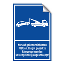Nur auf gekennzeichneten Plätzen. Illegal geparkte Fahrzeuge werden kostenpflichtig abgeschleppt!