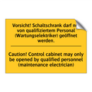 Vorsicht! Schaltschrank darf nur /.../ - Caution! Control cabinet may only /.../