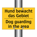 Hund bewacht das Gebiet - Dog guarding in the area