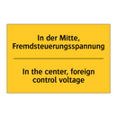 In der Mitte, Fremdsteuerungsspannung/.../ - In the center, foreign control /.../