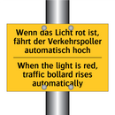 Wenn das Licht rot ist, fährt /.../ - When the light is red, traffic /.../