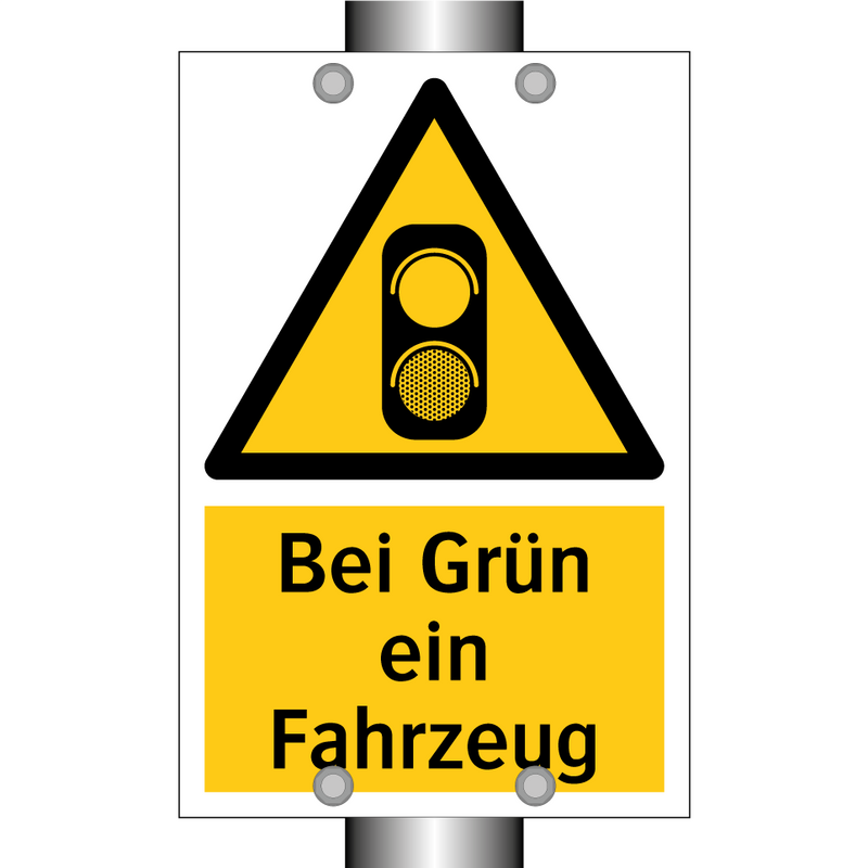 Bei Grün ein Fahrzeug