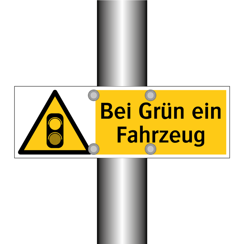 Bei Grün ein Fahrzeug